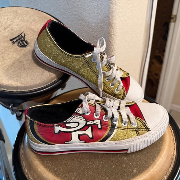 Women's 49ers Canvas Glitter Sneakers - Picture 3 of 8